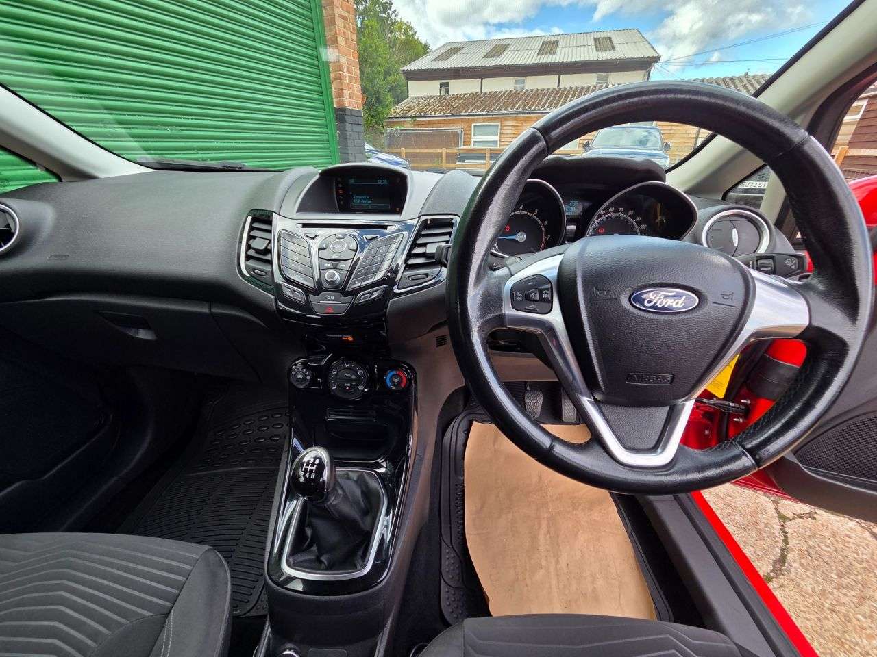 2015 FORD FIESTA 2015 FORD FIESTA