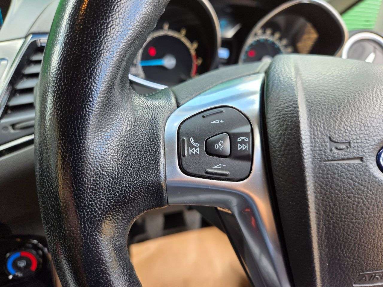 2015 FORD FIESTA 2015 FORD FIESTA