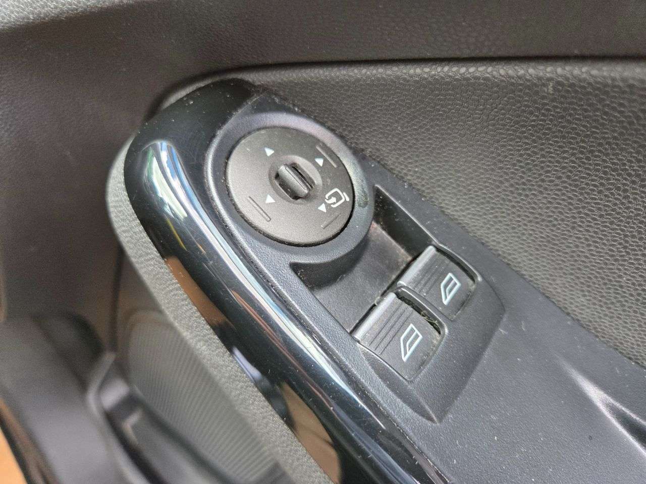 2015 FORD FIESTA 2015 FORD FIESTA