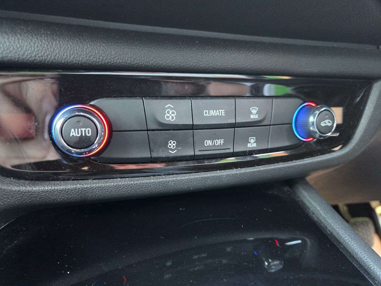 2019 VAUXHALL INSIGNIA 2019 VAUXHALL INSIGNIA