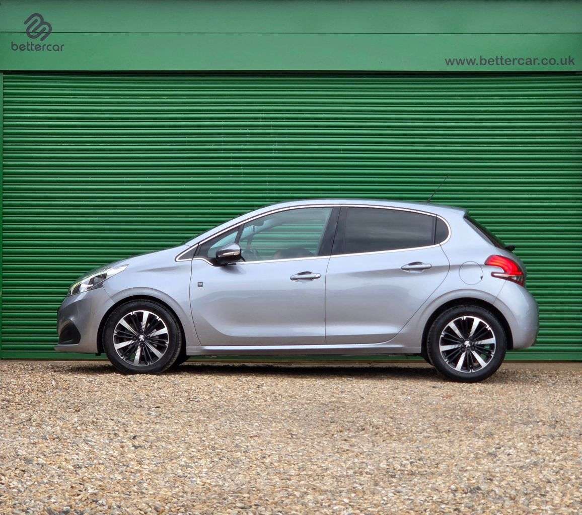 2019 PEUGEOT 208 2019 PEUGEOT 208