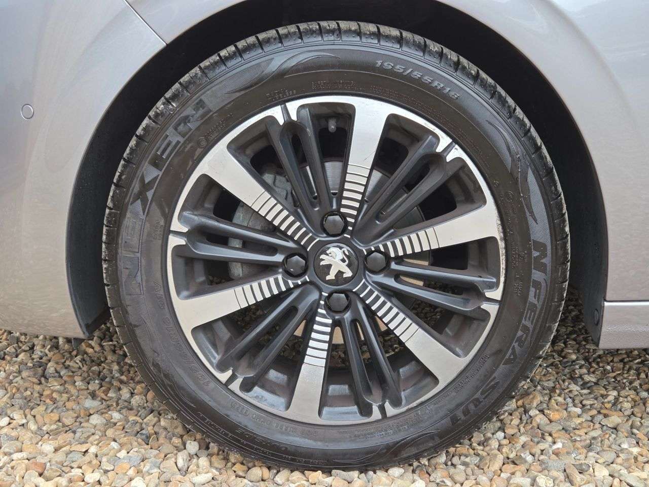 2019 PEUGEOT 208 2019 PEUGEOT 208