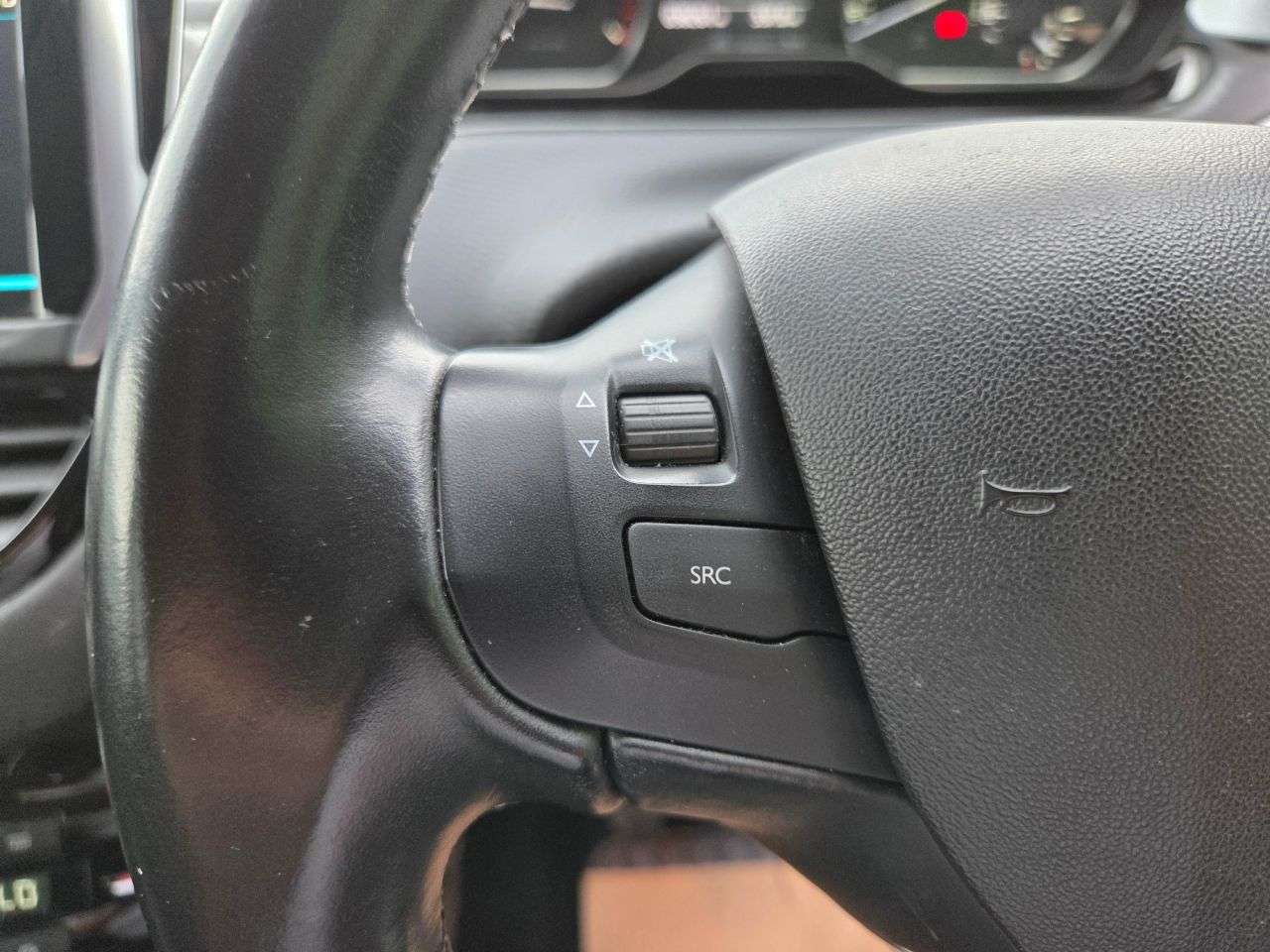 2019 PEUGEOT 208 2019 PEUGEOT 208