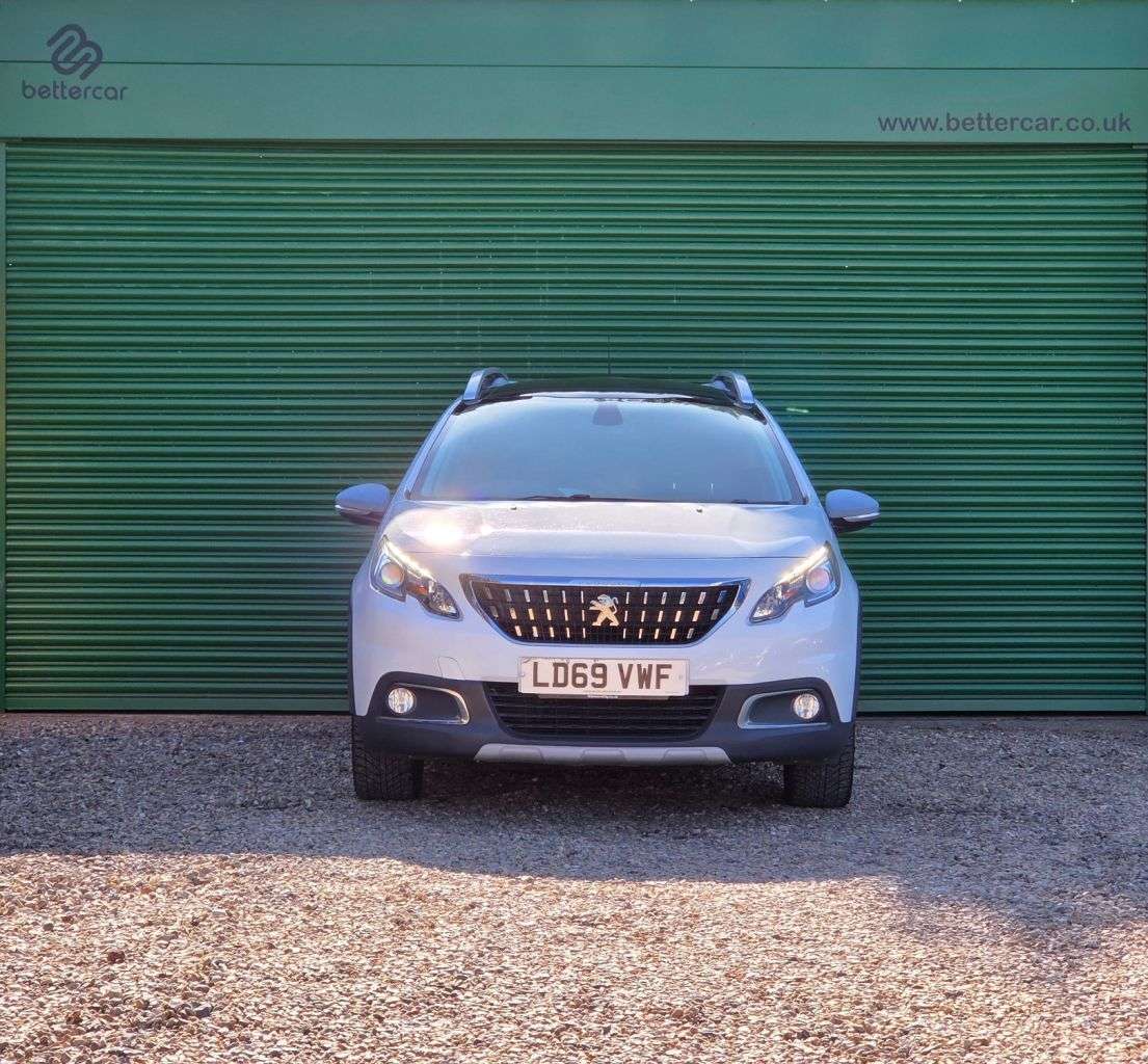 A 2019 PEUGEOT 2008 1.2 PureTech Allure Premium SUV 5dr Petrol Manual Euro 6 (s/s) (110 ps) Cam A 2019 PEUGEOT 2008 1.2 PureTech Allure Premium SUV 5dr Petrol Manual Euro 6 (s/s) (110 ps) Cam