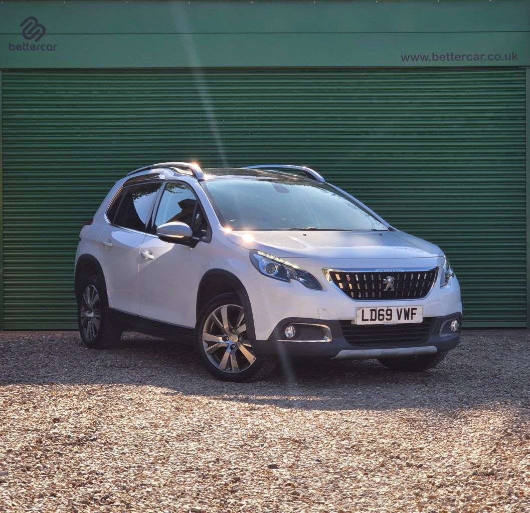 A 2019 PEUGEOT 2008 1.2 PureTech Allure Premium SUV 5dr Petrol Manual Euro 6 (s/s) (110 ps) Cam A 2019 PEUGEOT 2008 1.2 PureTech Allure Premium SUV 5dr Petrol Manual Euro 6 (s/s) (110 ps) Cam