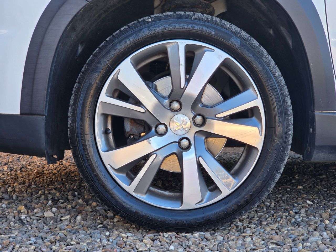 2019 PEUGEOT 2008 2019 PEUGEOT 2008