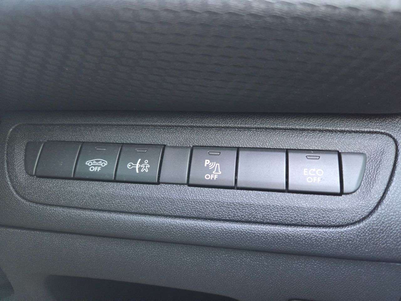 2019 PEUGEOT 2008 2019 PEUGEOT 2008