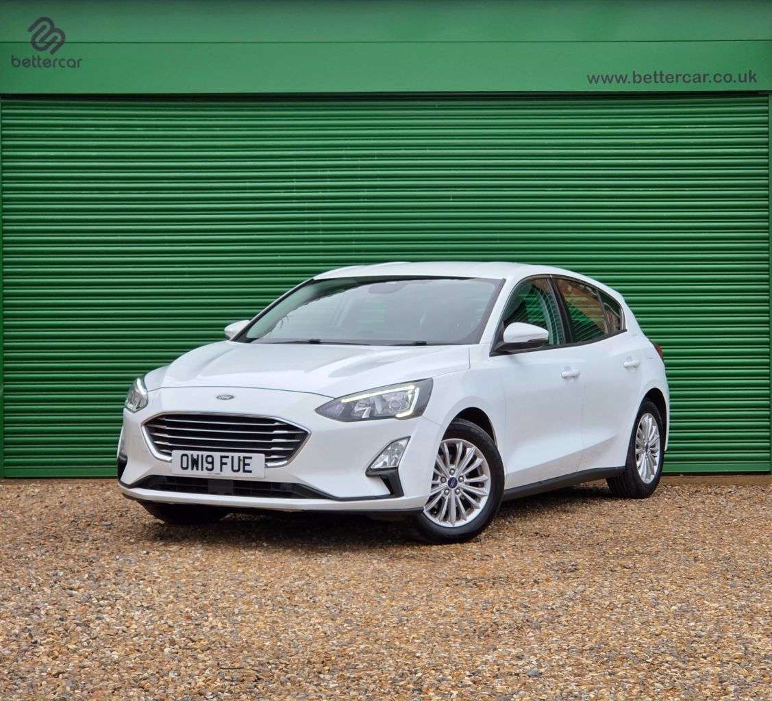 A 2019 FORD FOCUS 1.0T EcoBoost Titanium Hatchback 5dr Petrol Manual Euro 6 (s/s) (125 ps) Ap A 2019 FORD FOCUS 1.0T EcoBoost Titanium Hatchback 5dr Petrol Manual Euro 6 (s/s) (125 ps) Ap