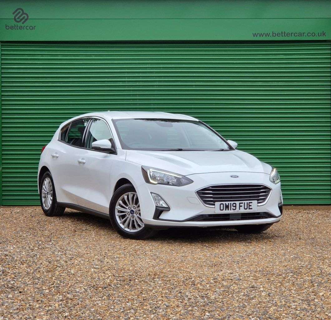 A 2019 FORD FOCUS 1.0T EcoBoost Titanium Hatchback 5dr Petrol Manual Euro 6 (s/s) (125 ps) Ap A 2019 FORD FOCUS 1.0T EcoBoost Titanium Hatchback 5dr Petrol Manual Euro 6 (s/s) (125 ps) Ap