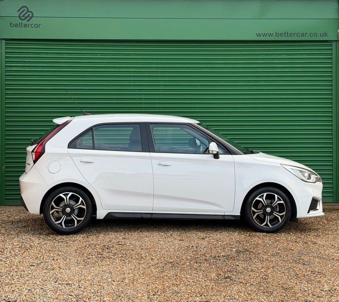 A 2022 MG MG3 1.5 VTi-TECH Exclusive Nav Hatchback 5dr Petrol Manual Euro 6 (s/s) (106 ps A 2022 MG MG3 1.5 VTi-TECH Exclusive Nav Hatchback 5dr Petrol Manual Euro 6 (s/s) (106 ps