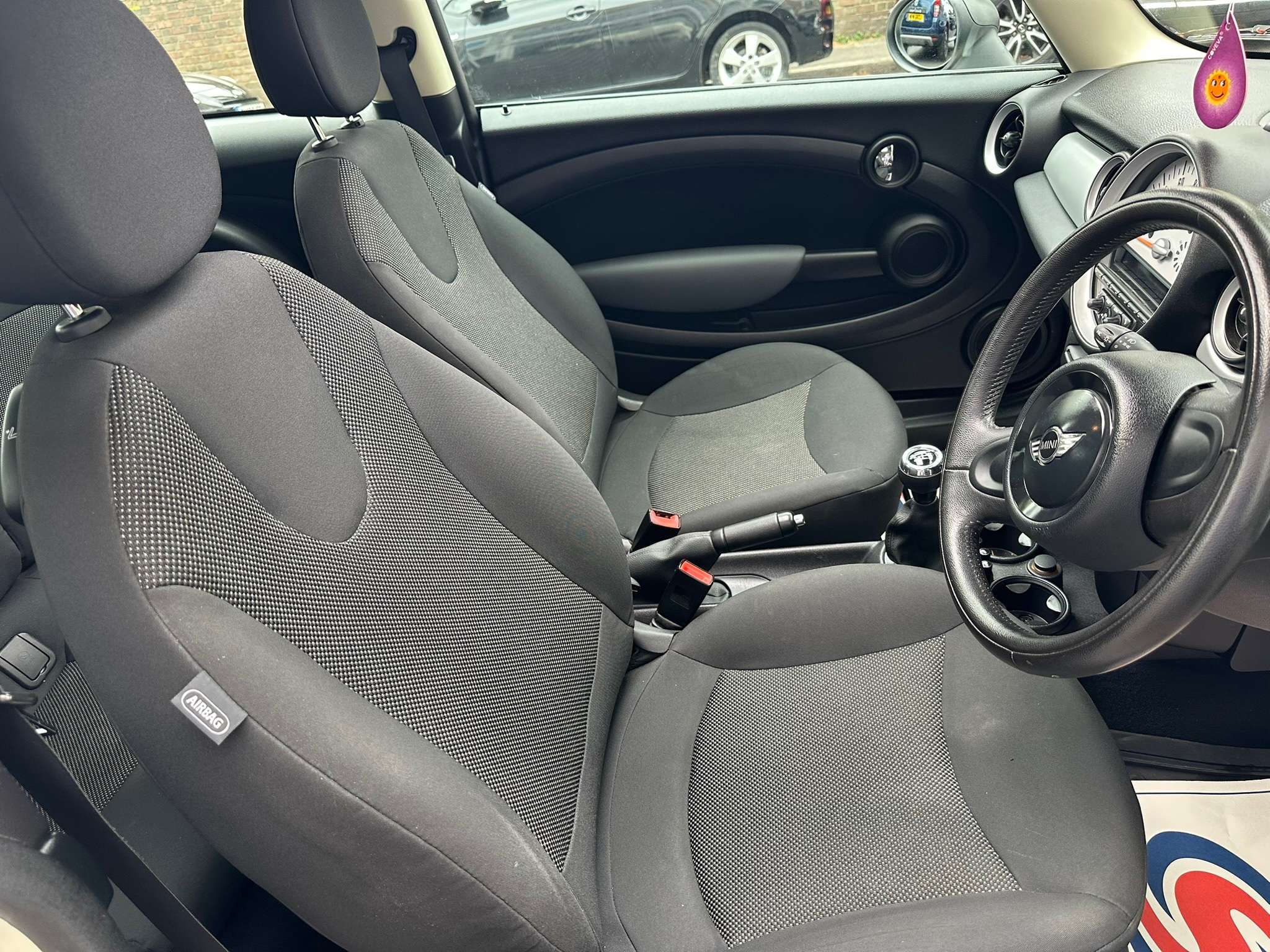 2010 MINI HATCH 2010 MINI HATCH