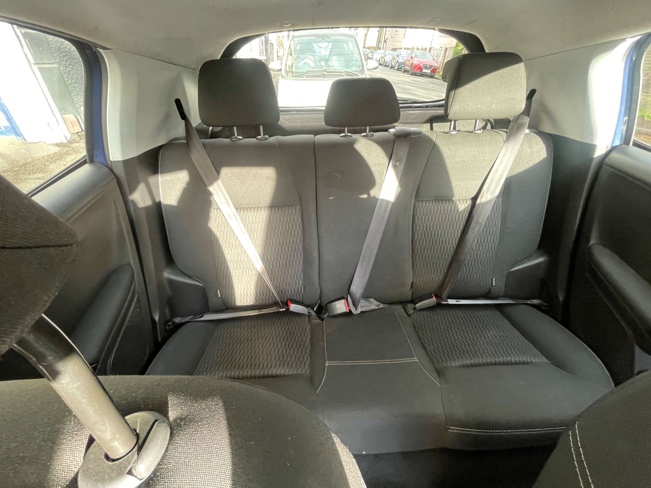 2016 PEUGEOT 208 2016 PEUGEOT 208