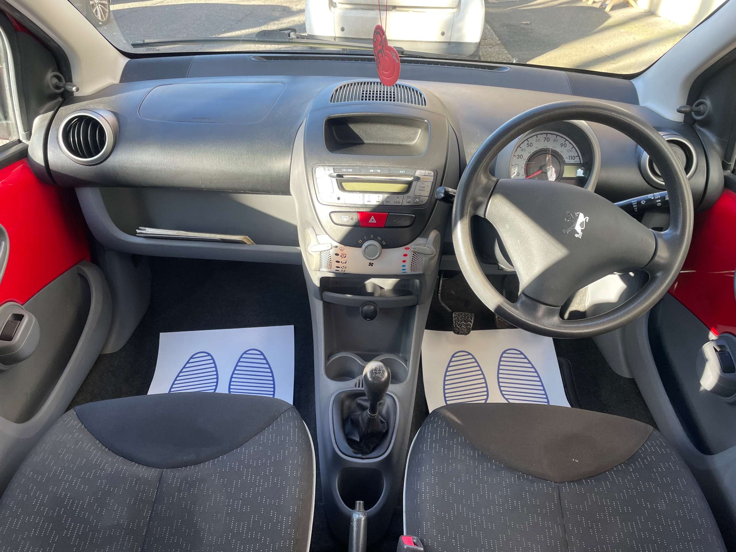 2010 PEUGEOT 107 2010 PEUGEOT 107