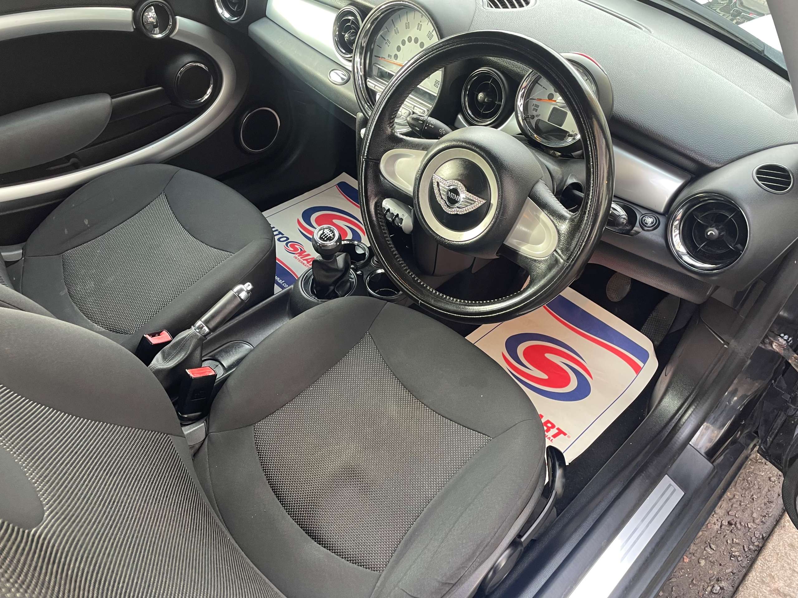 2010 MINI HATCH 2010 MINI HATCH