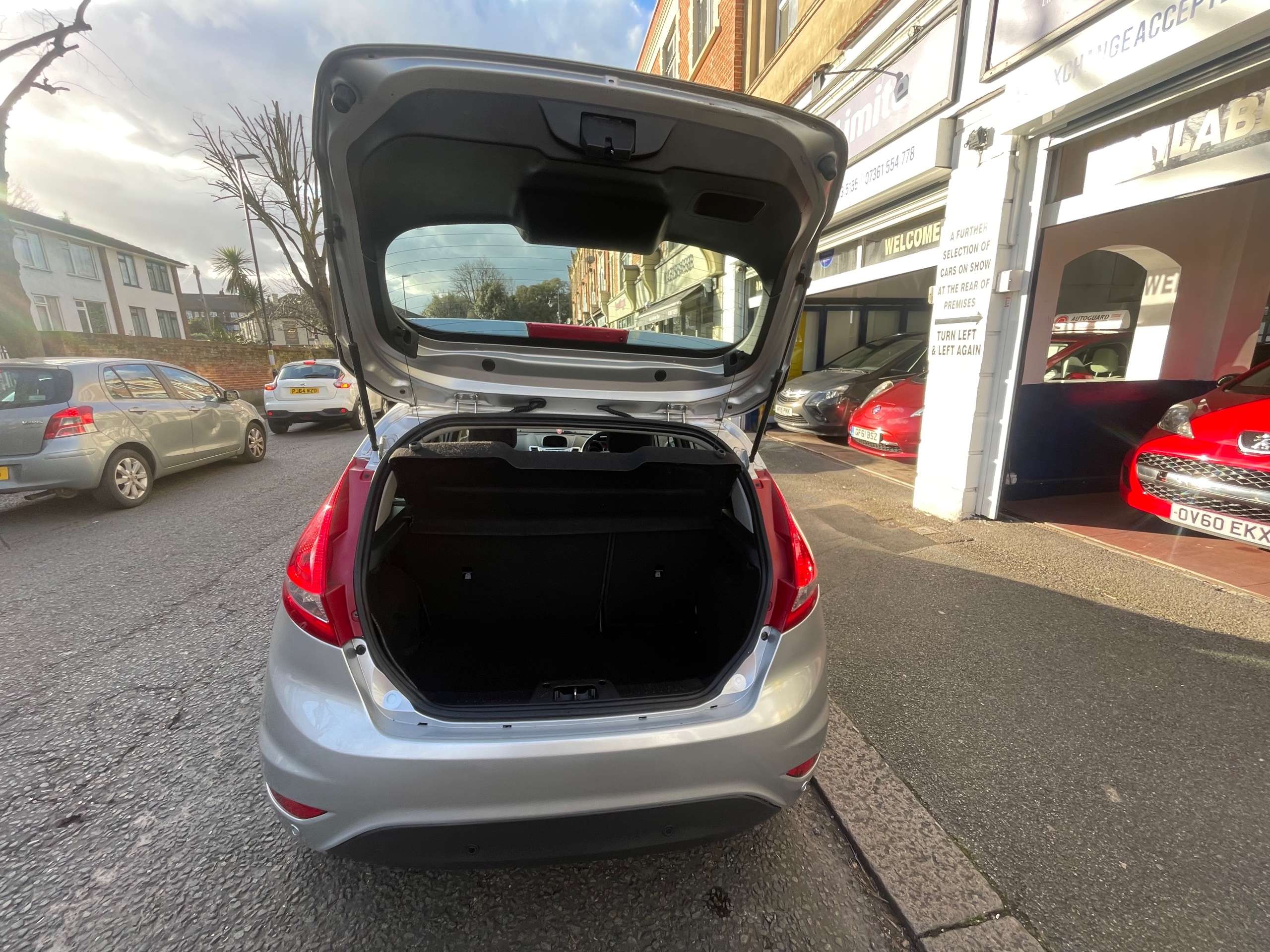 2012 FORD FIESTA 2012 FORD FIESTA