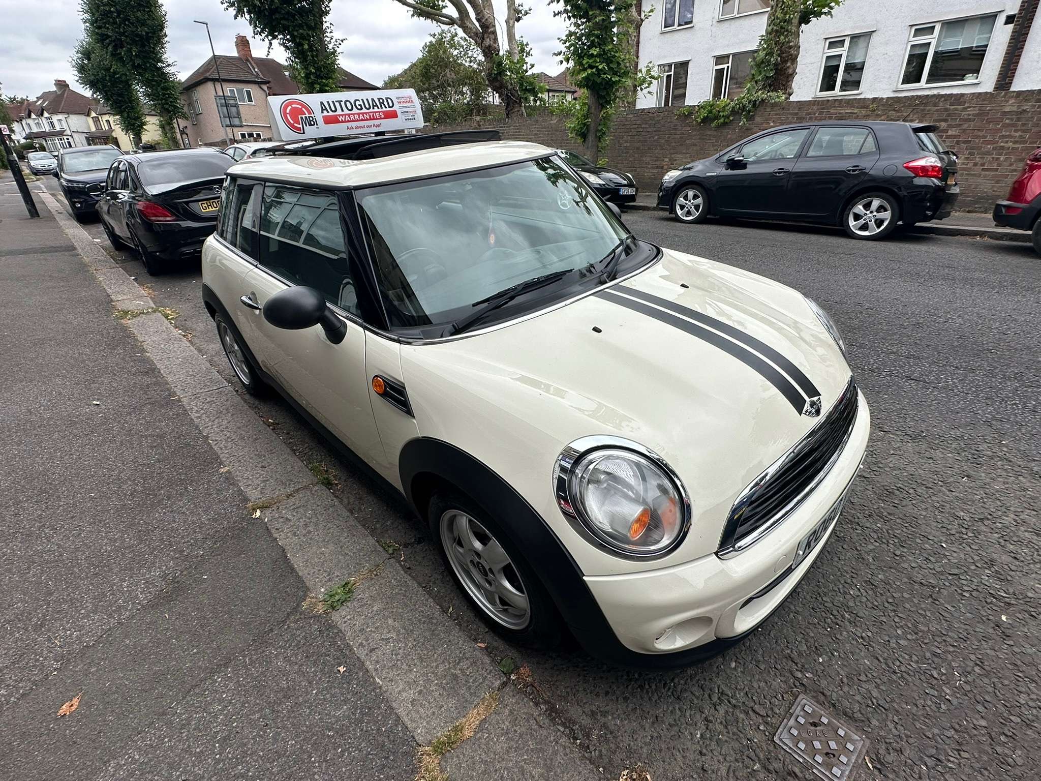 2010 MINI HATCH 2010 MINI HATCH