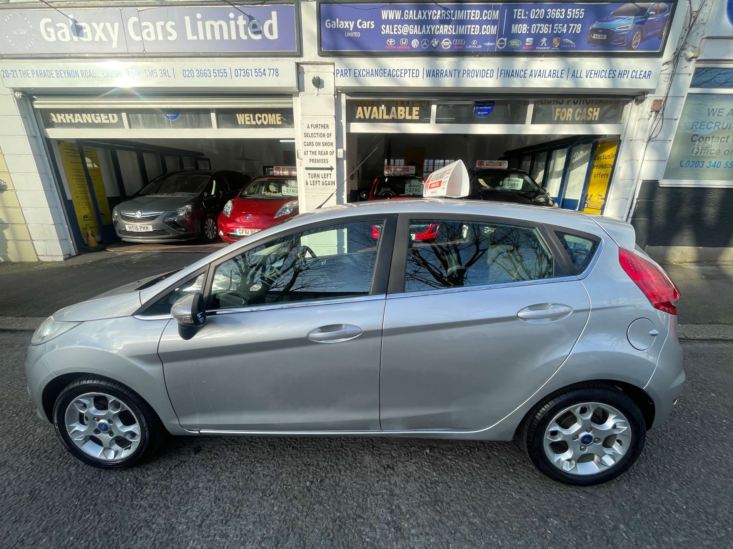 A 2012 FORD FIESTA 1.4 Zetec Hatchback 5dr Petrol Automatic (154 g/km, 94 bhp) A 2012 FORD FIESTA 1.4 Zetec Hatchback 5dr Petrol Automatic (154 g/km, 94 bhp)
