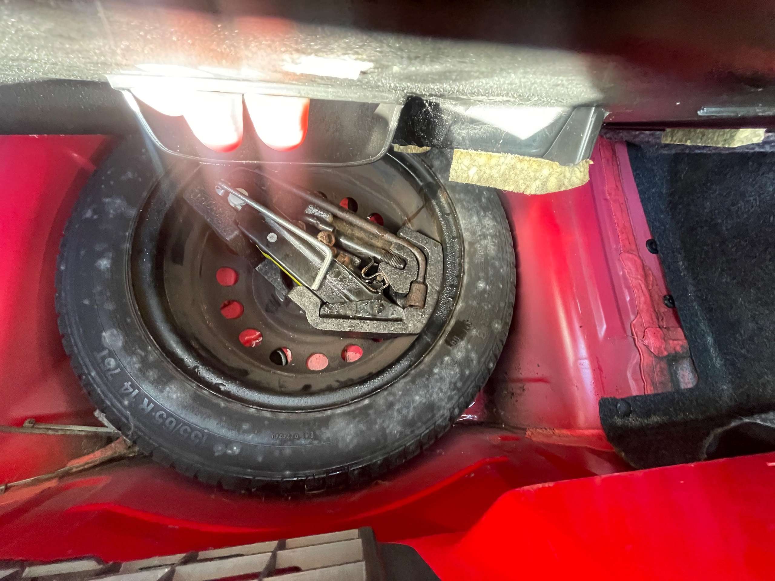 2013 PEUGEOT 208 2013 PEUGEOT 208