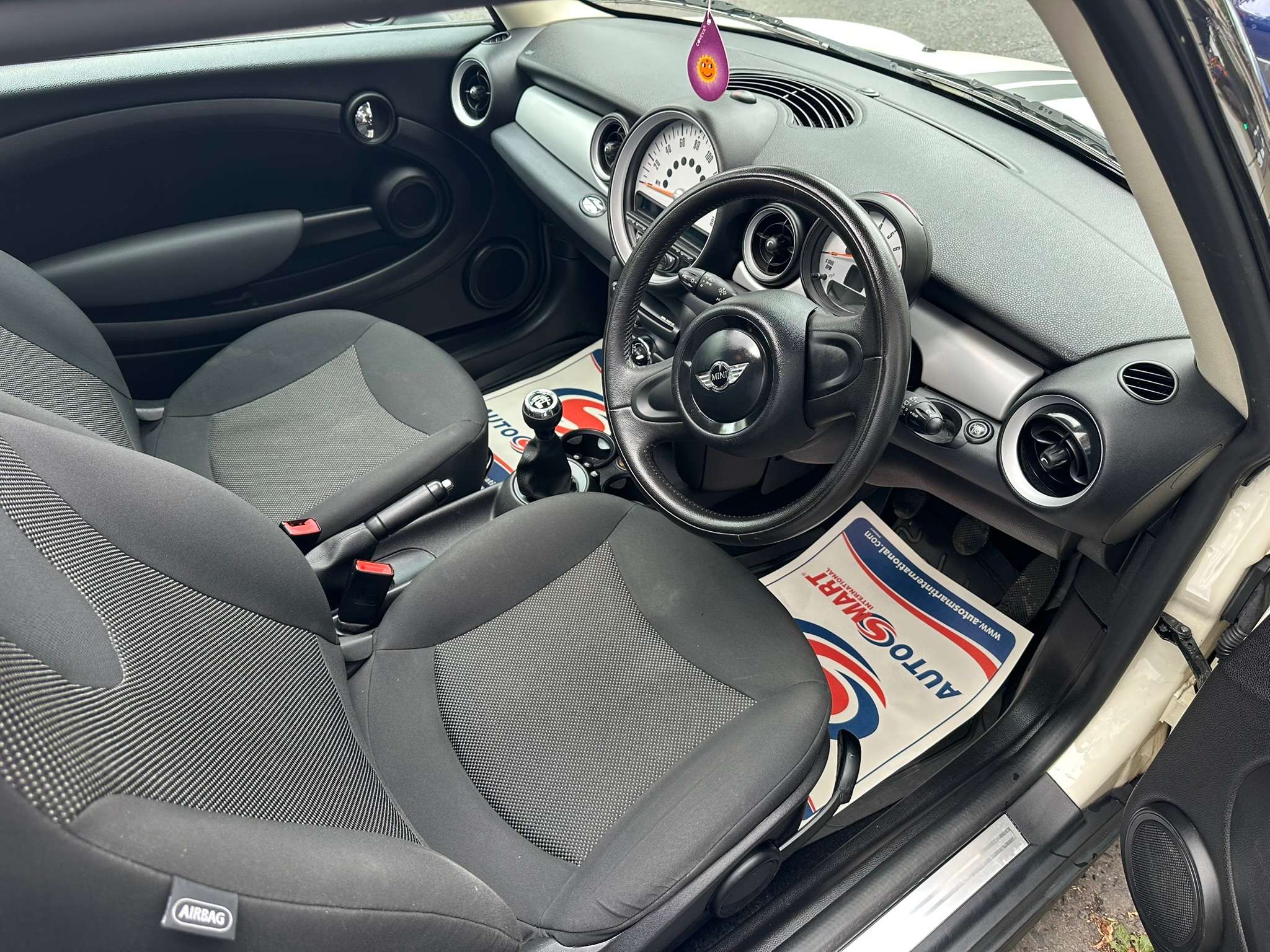 2010 MINI HATCH 2010 MINI HATCH