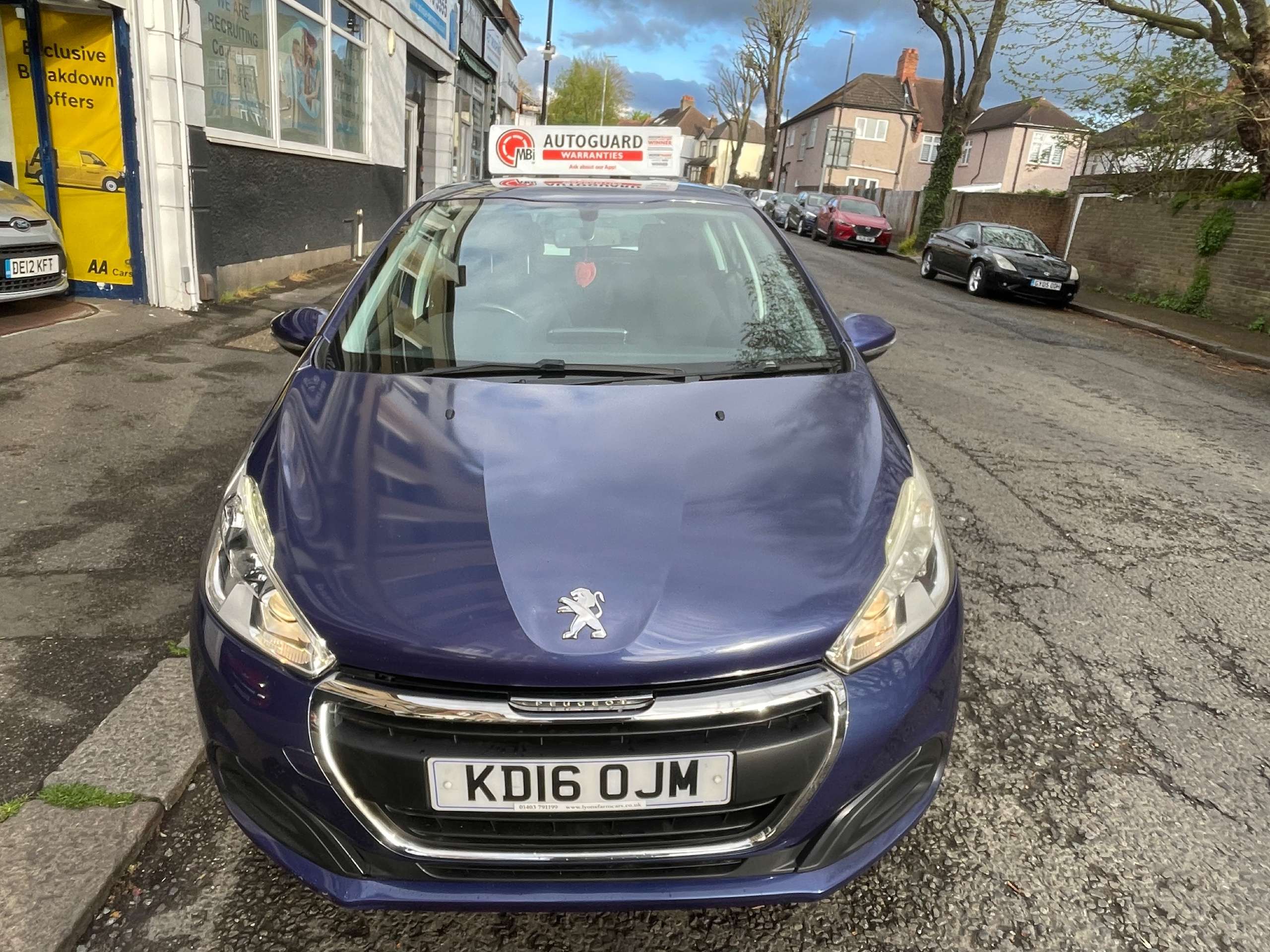2016 PEUGEOT 208 2016 PEUGEOT 208