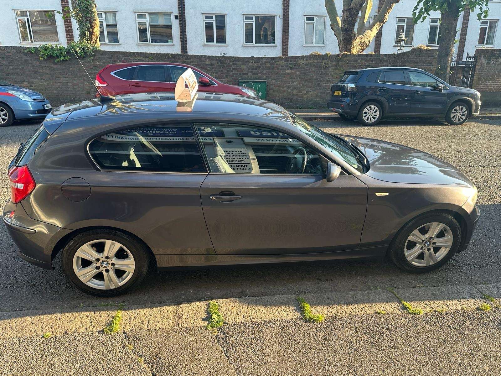 A 2008 BMW 1 SERIES 1.6 116i SE Hatchback 3dr Petrol Manual Euro 4 (122 bhp) A 2008 BMW 1 SERIES 1.6 116i SE Hatchback 3dr Petrol Manual Euro 4 (122 bhp)