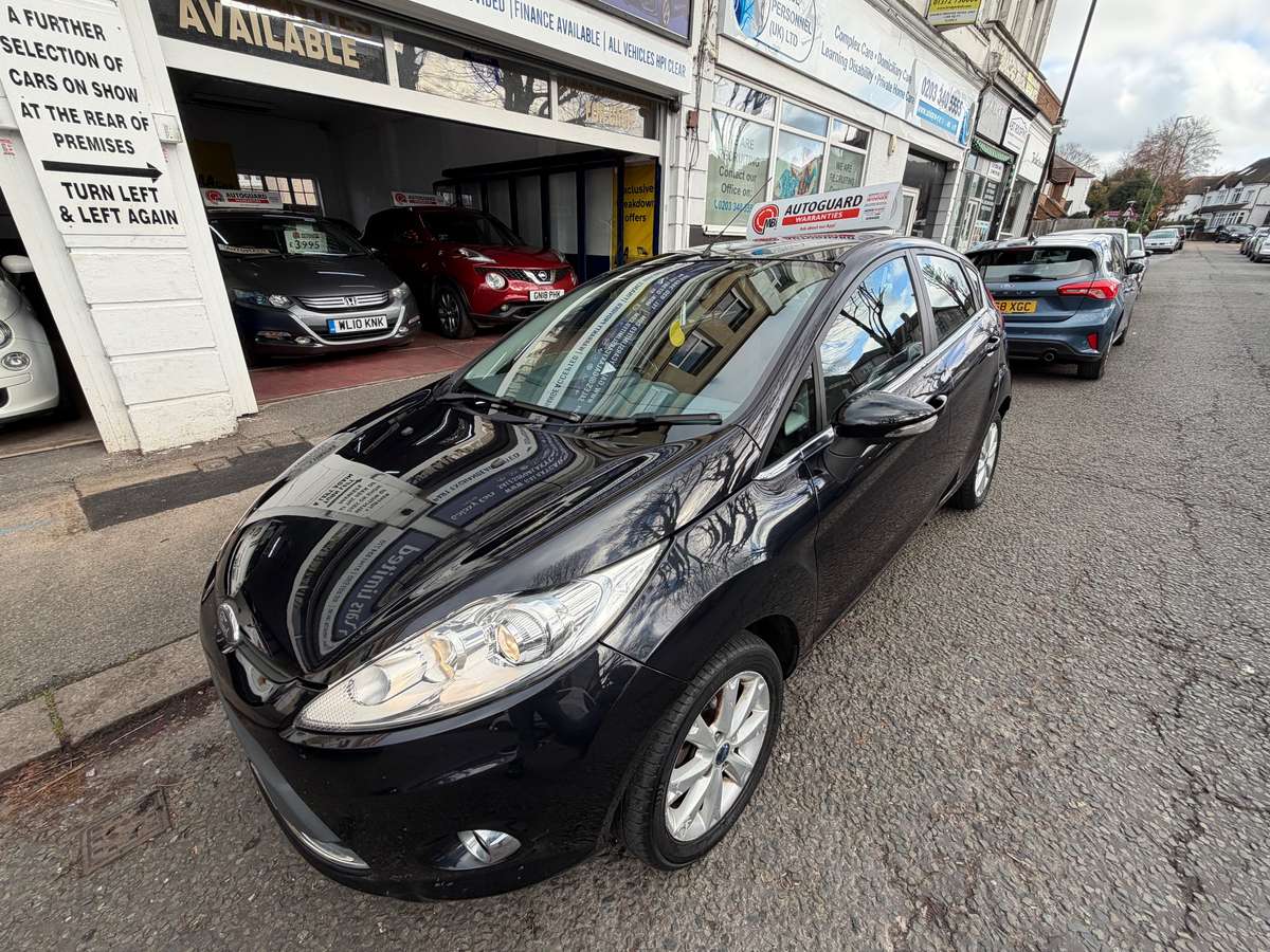 Check out this Ford Fiesta 2010 Petrol Automatic