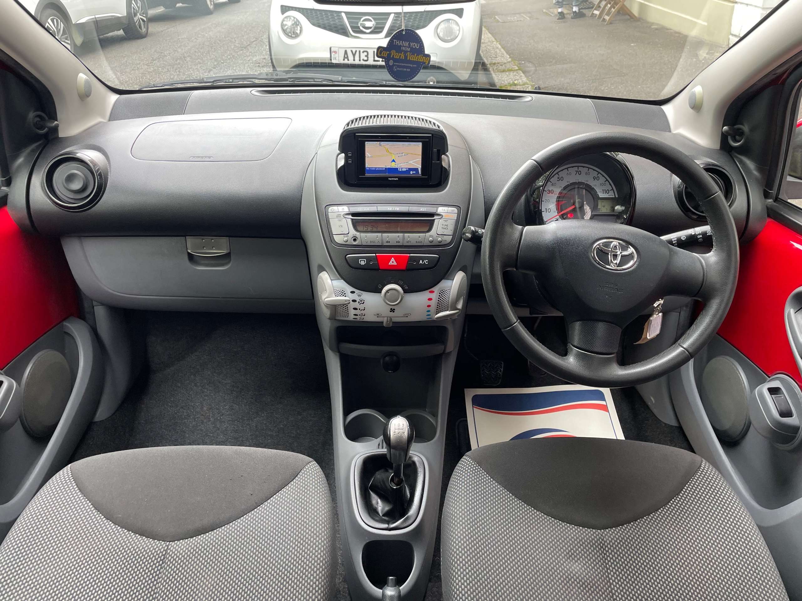2011 TOYOTA AYGO 2011 TOYOTA AYGO