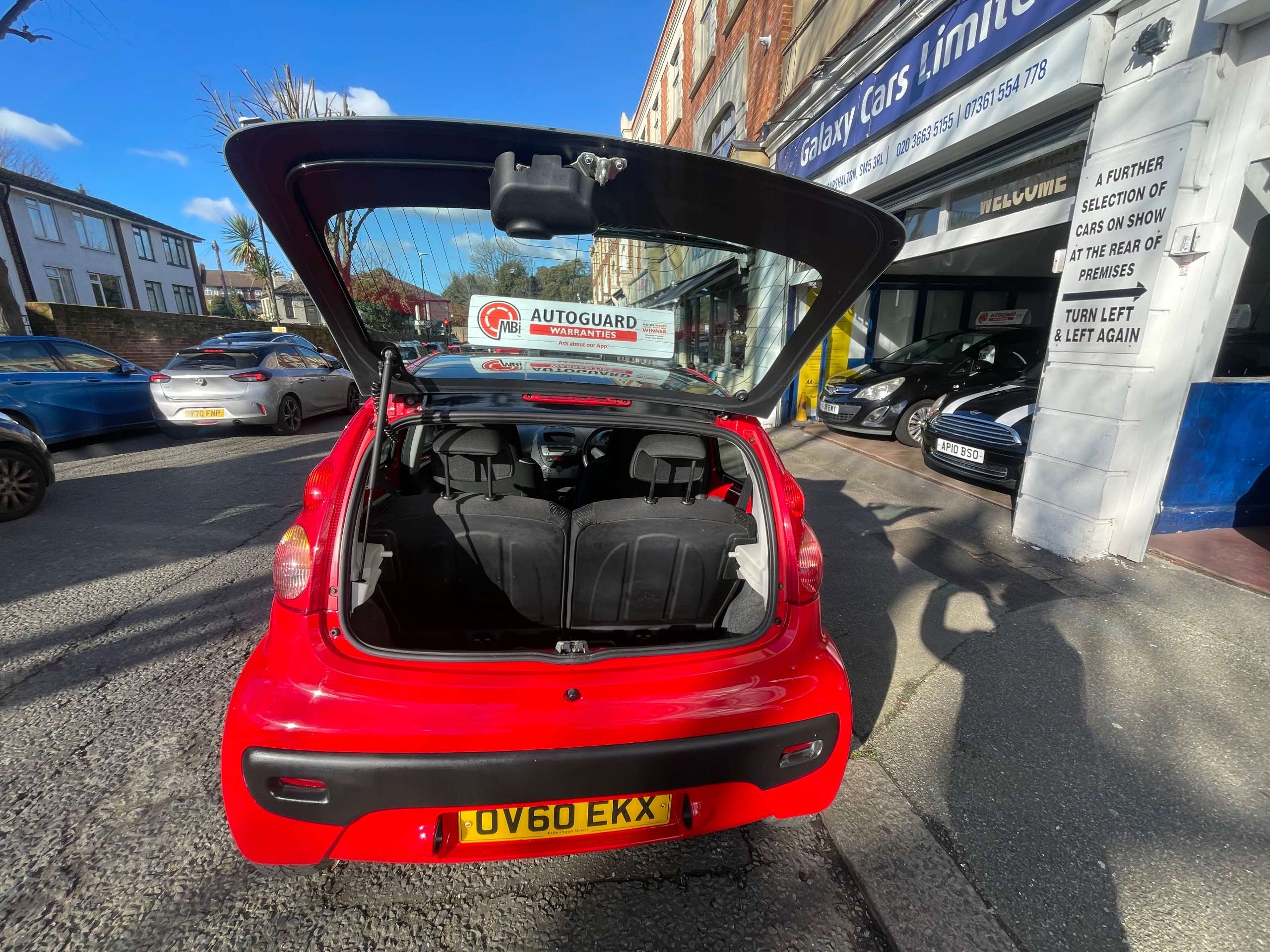 2010 PEUGEOT 107 2010 PEUGEOT 107