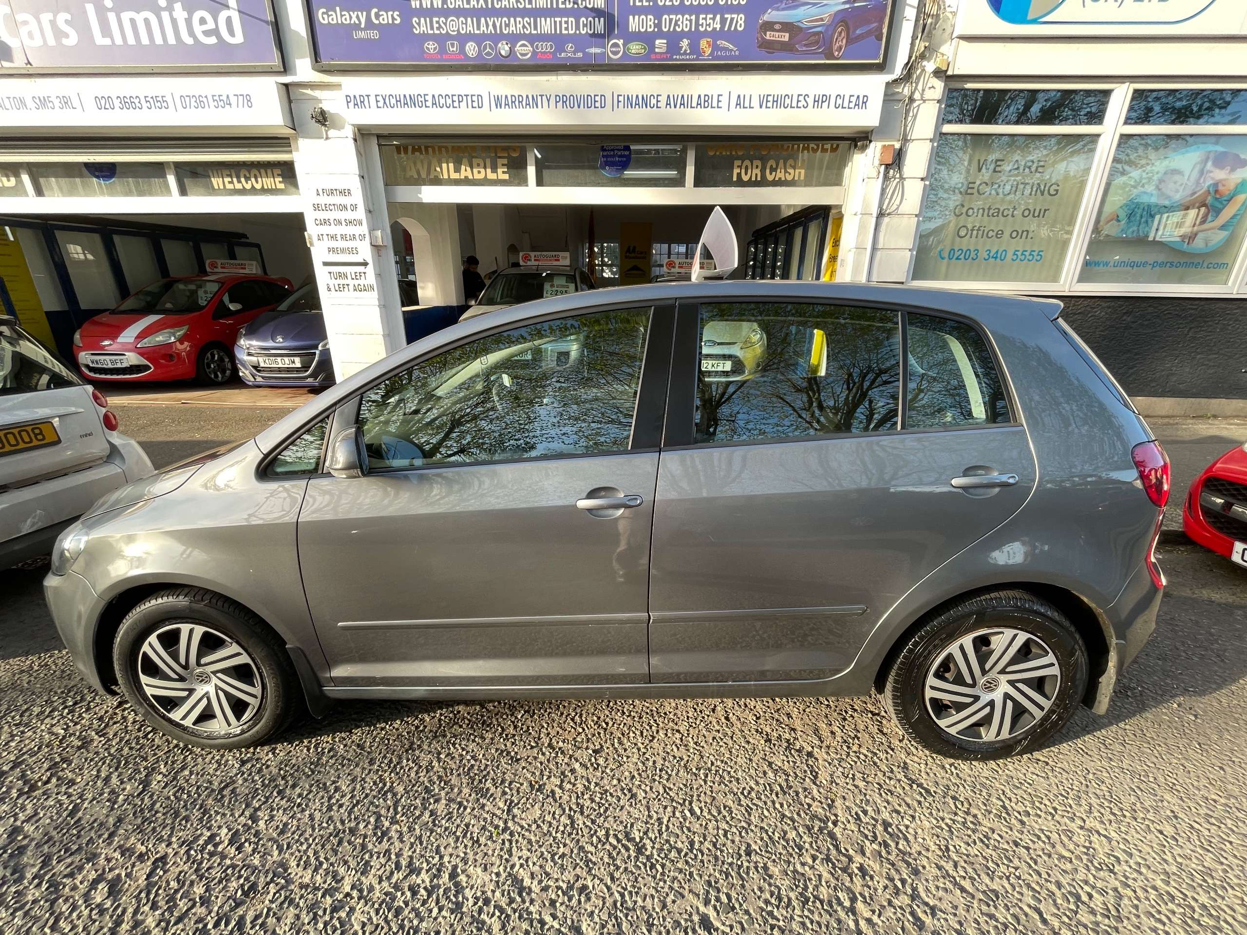 A 2011 VOLKSWAGEN GOLF PLUS 1.4 TSI S Hatchback 5dr Petrol DSG Euro 5 (122 ps) A 2011 VOLKSWAGEN GOLF PLUS 1.4 TSI S Hatchback 5dr Petrol DSG Euro 5 (122 ps)