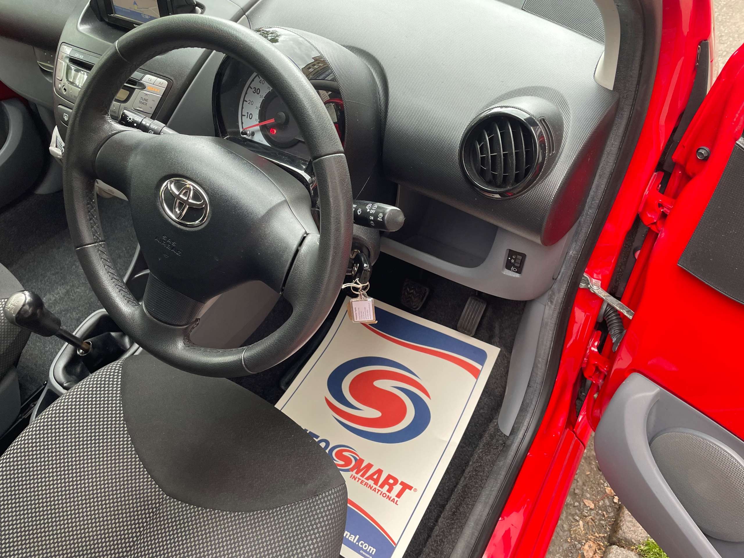 2011 TOYOTA AYGO 2011 TOYOTA AYGO