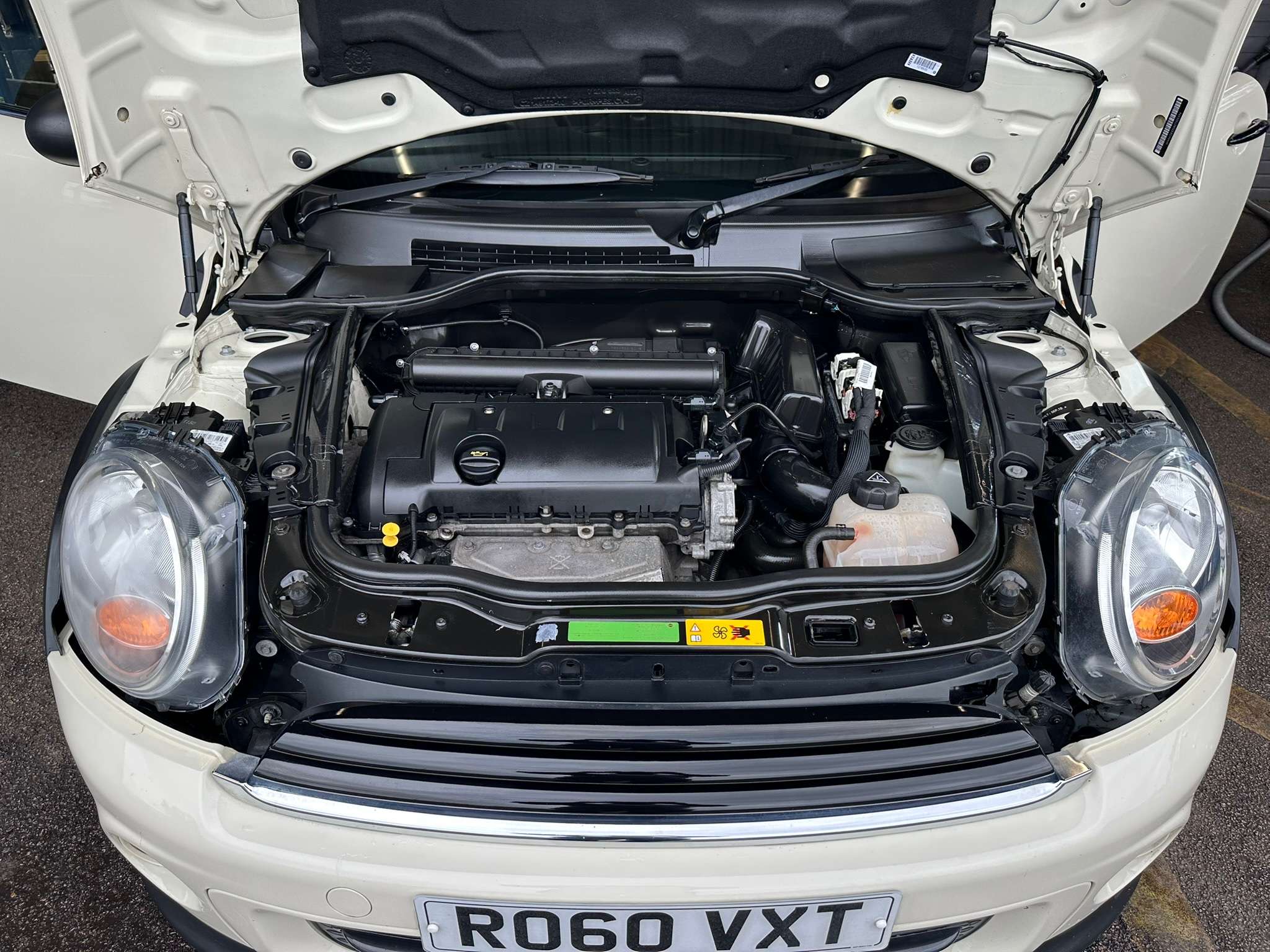 2010 MINI HATCH 2010 MINI HATCH