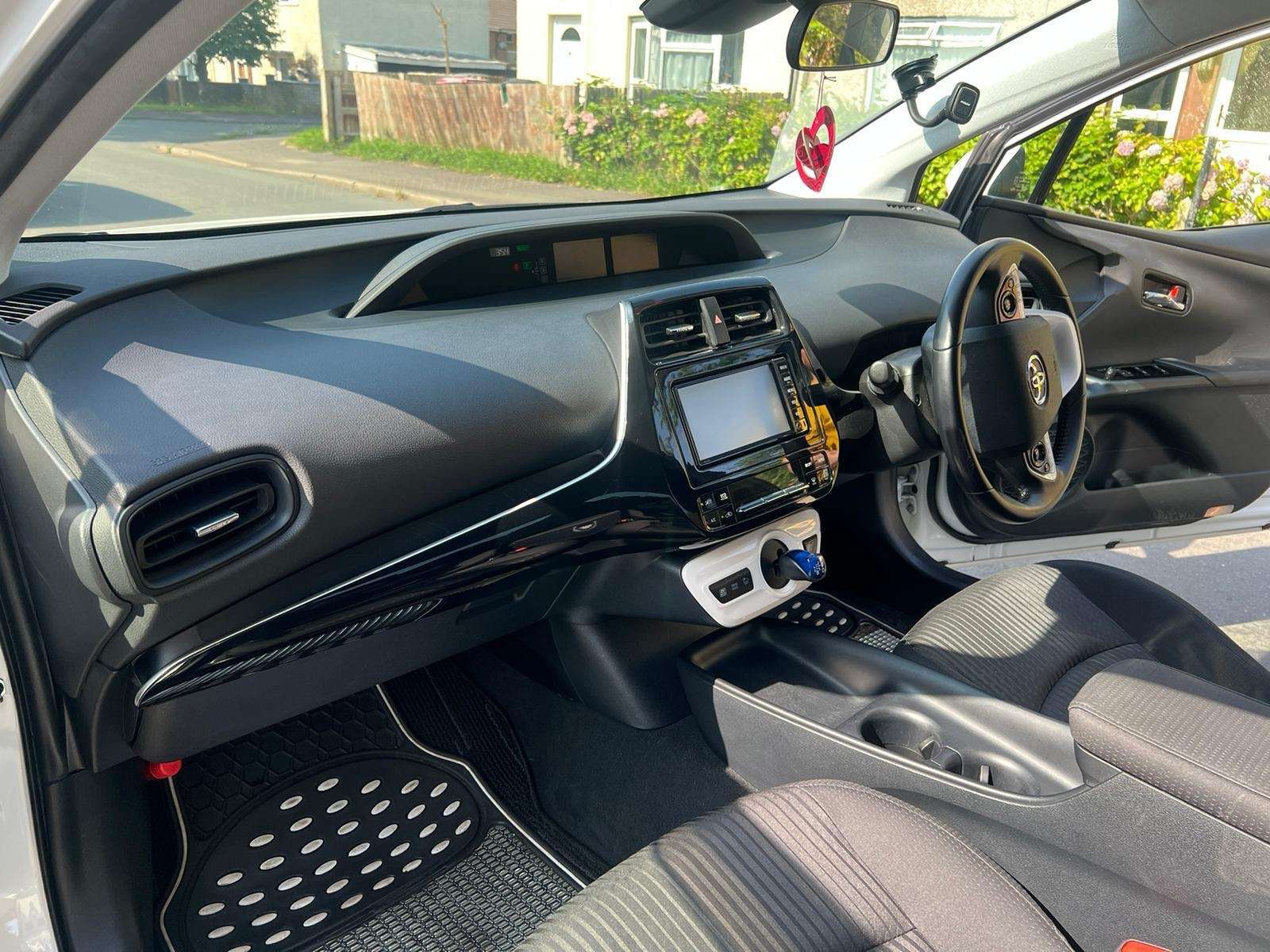 2018 TOYOTA PRIUS 2018 TOYOTA PRIUS