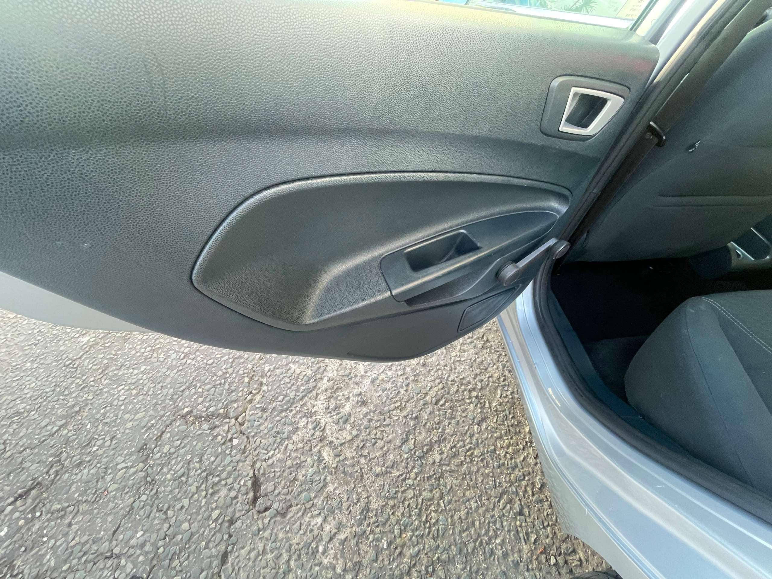 2012 FORD FIESTA 2012 FORD FIESTA