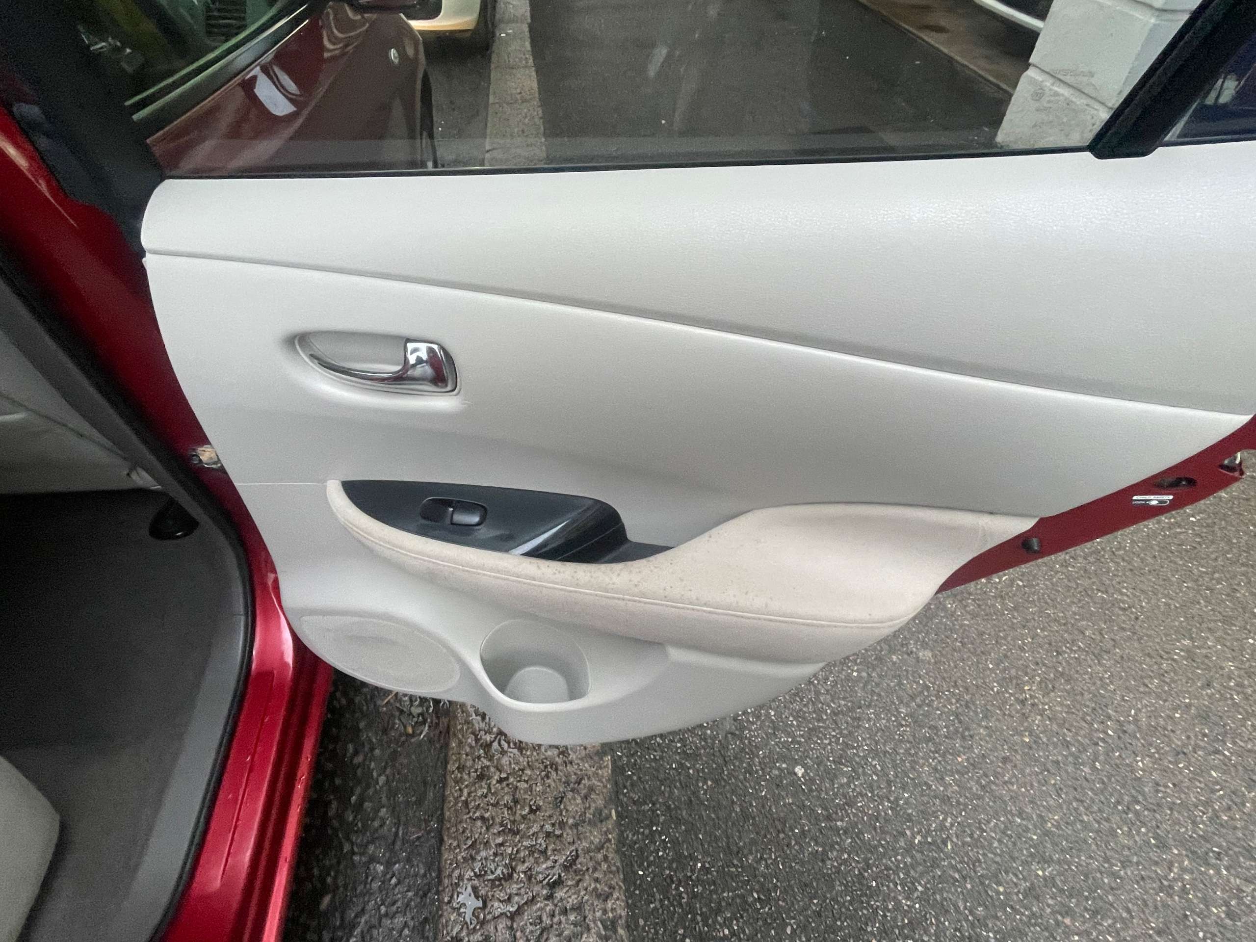 2011 NISSAN LEAF 2011 NISSAN LEAF