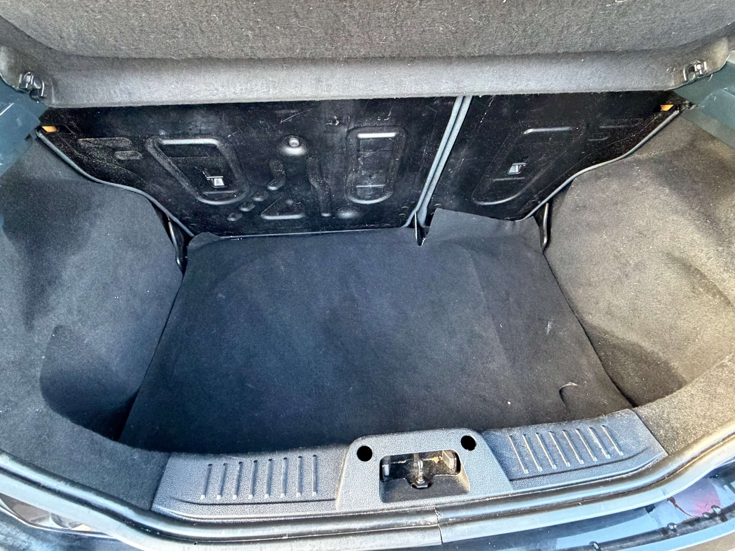 2010 FORD FIESTA 2010 FORD FIESTA