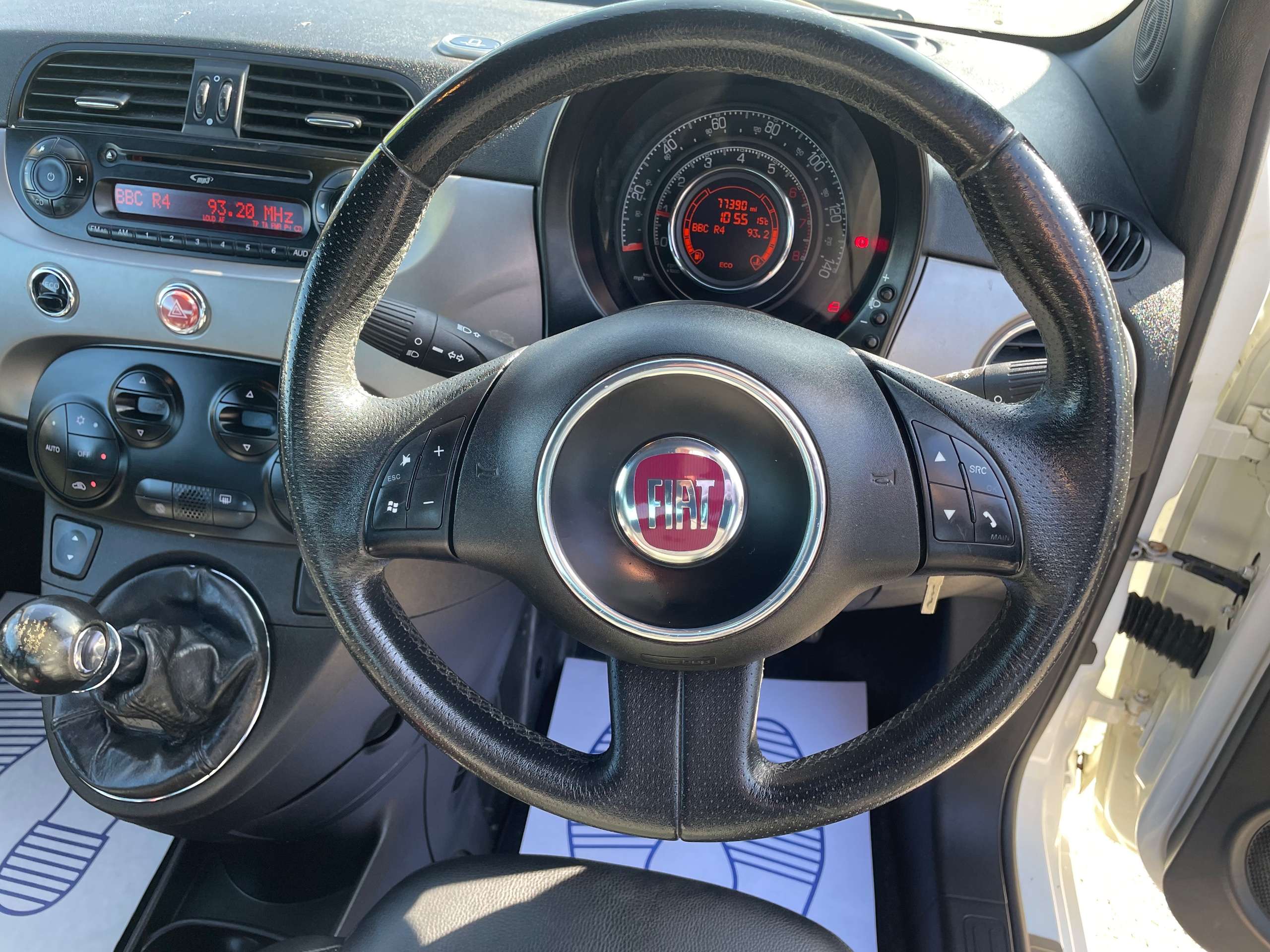 2011 FIAT 500 2011 FIAT 500