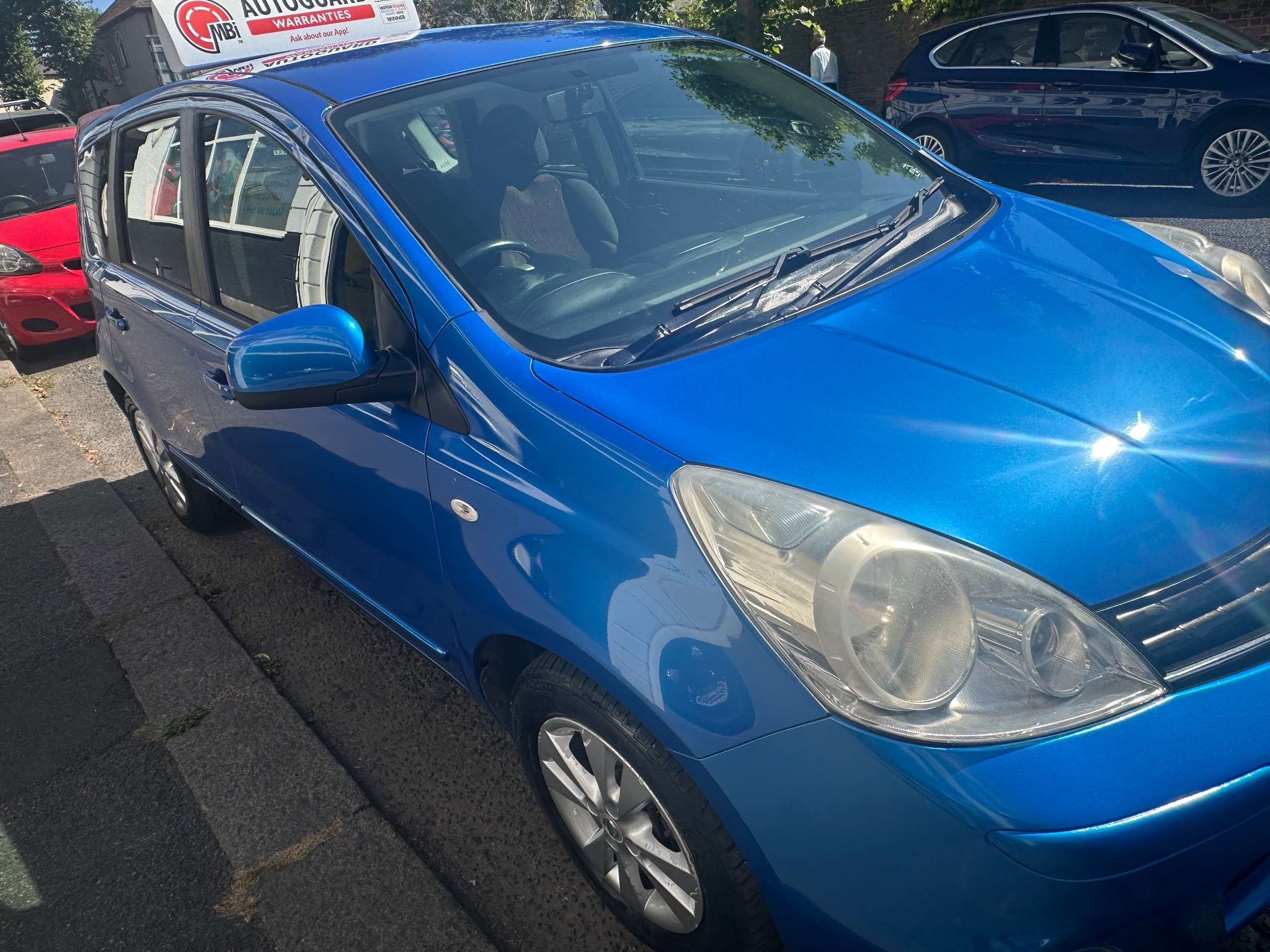 A 2009 NISSAN NOTE 1.4 16V Acenta Hatchback 5dr Petrol Manual Euro 4 (88 ps) A 2009 NISSAN NOTE 1.4 16V Acenta Hatchback 5dr Petrol Manual Euro 4 (88 ps)
