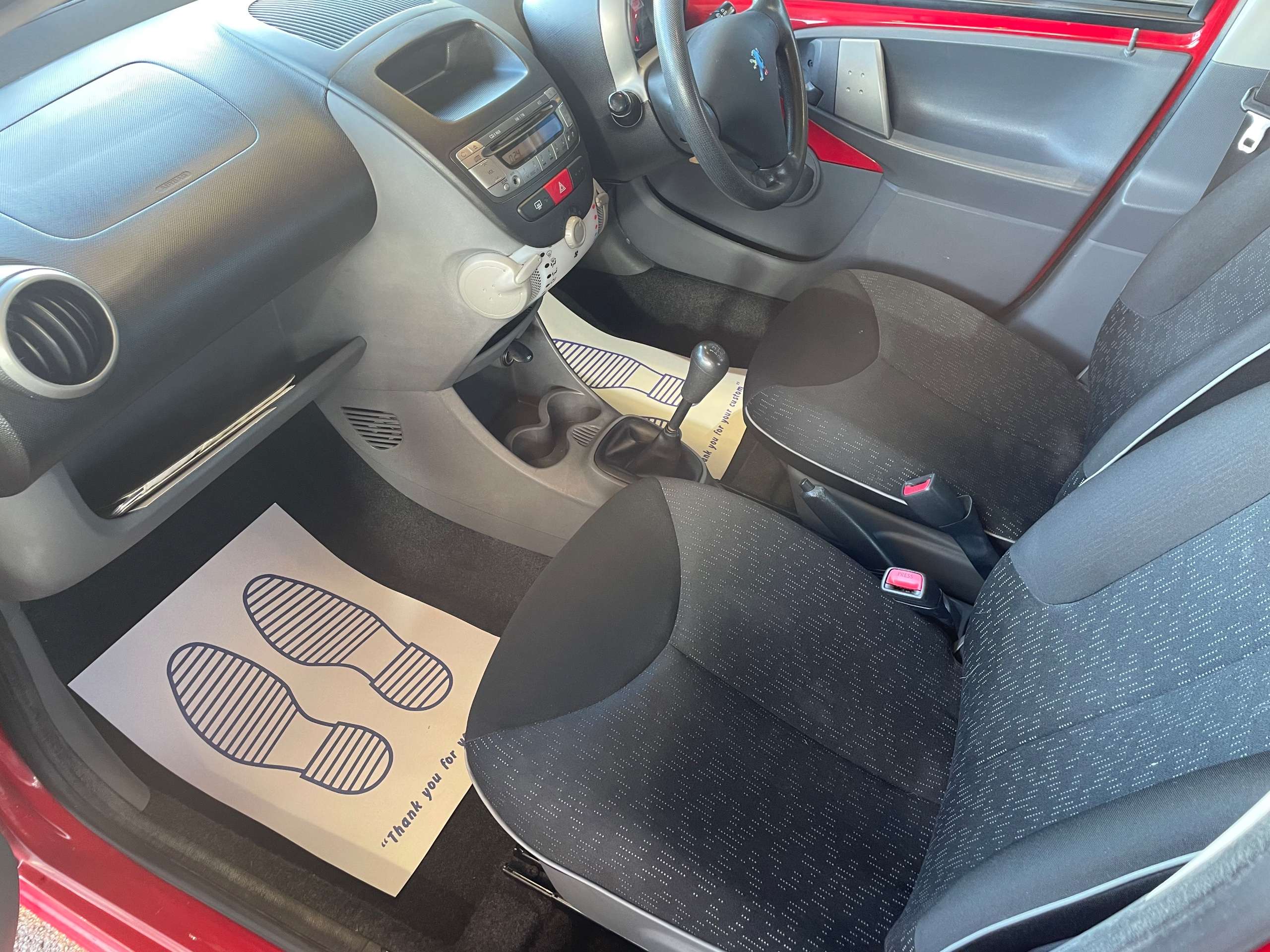 2010 PEUGEOT 107 2010 PEUGEOT 107