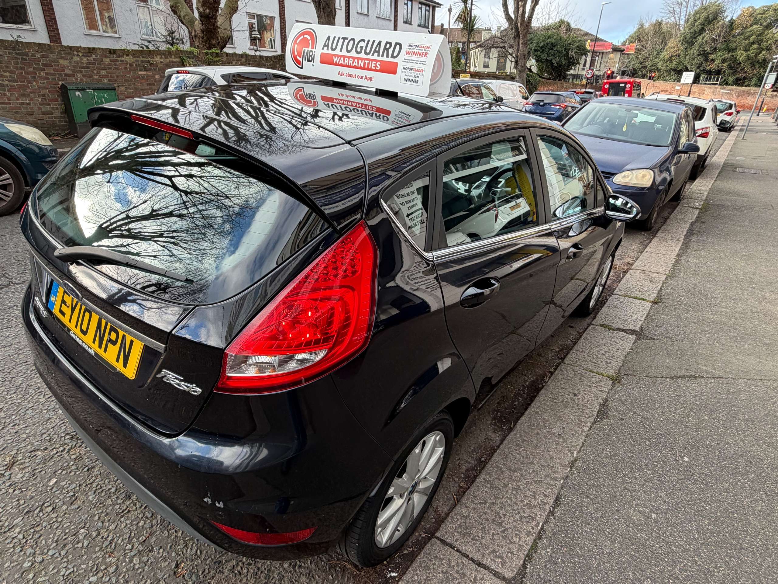 A 2010 FORD FIESTA 1.4 Zetec Hatchback 5dr Petrol Automatic (154 g/km, 94 bhp) A 2010 FORD FIESTA 1.4 Zetec Hatchback 5dr Petrol Automatic (154 g/km, 94 bhp)