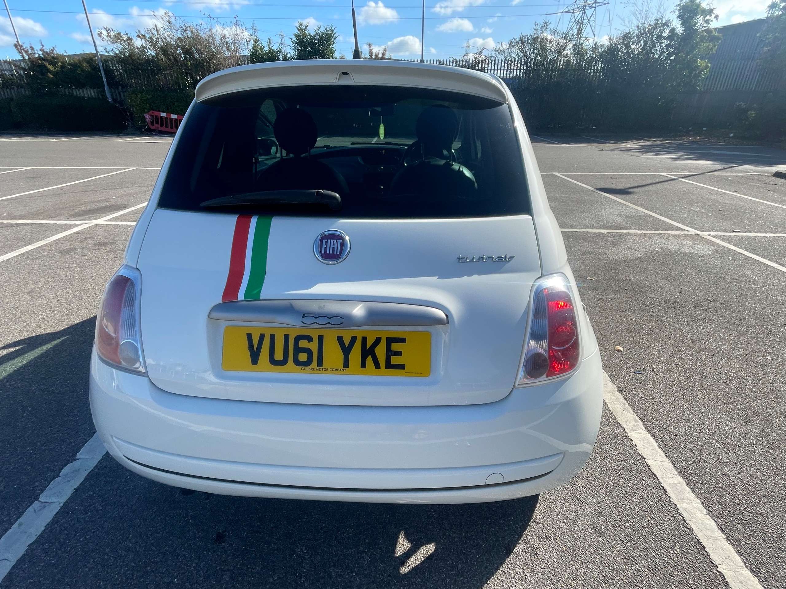 2011 FIAT 500 2011 FIAT 500