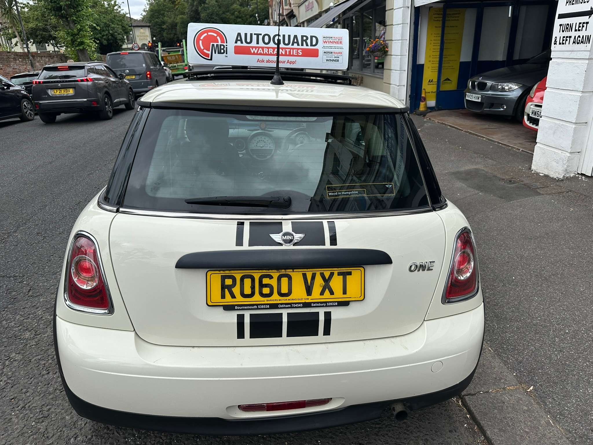 2010 MINI HATCH 2010 MINI HATCH