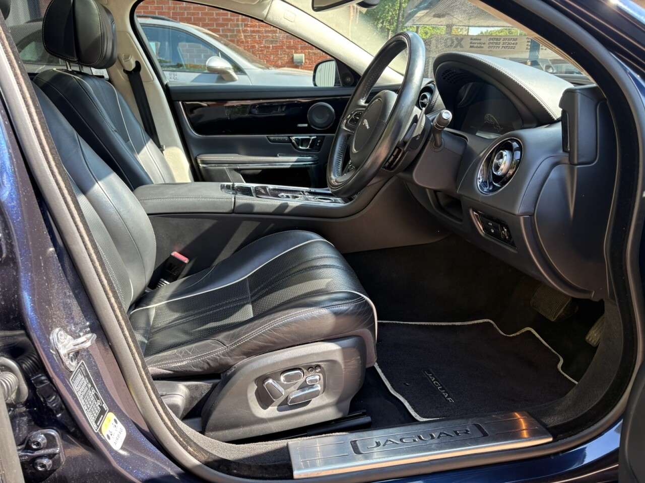 2014 JAGUAR XJ 3.0 2014 JAGUAR XJ 3.0