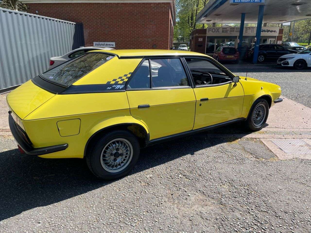 A 1981 AUSTIN MORRIS PRINCESS 2.0 HL 4d EXCELLENT CONDITION THROUGHOUT A 1981 AUSTIN MORRIS PRINCESS 2.0 HL 4d EXCELLENT CONDITION THROUGHOUT