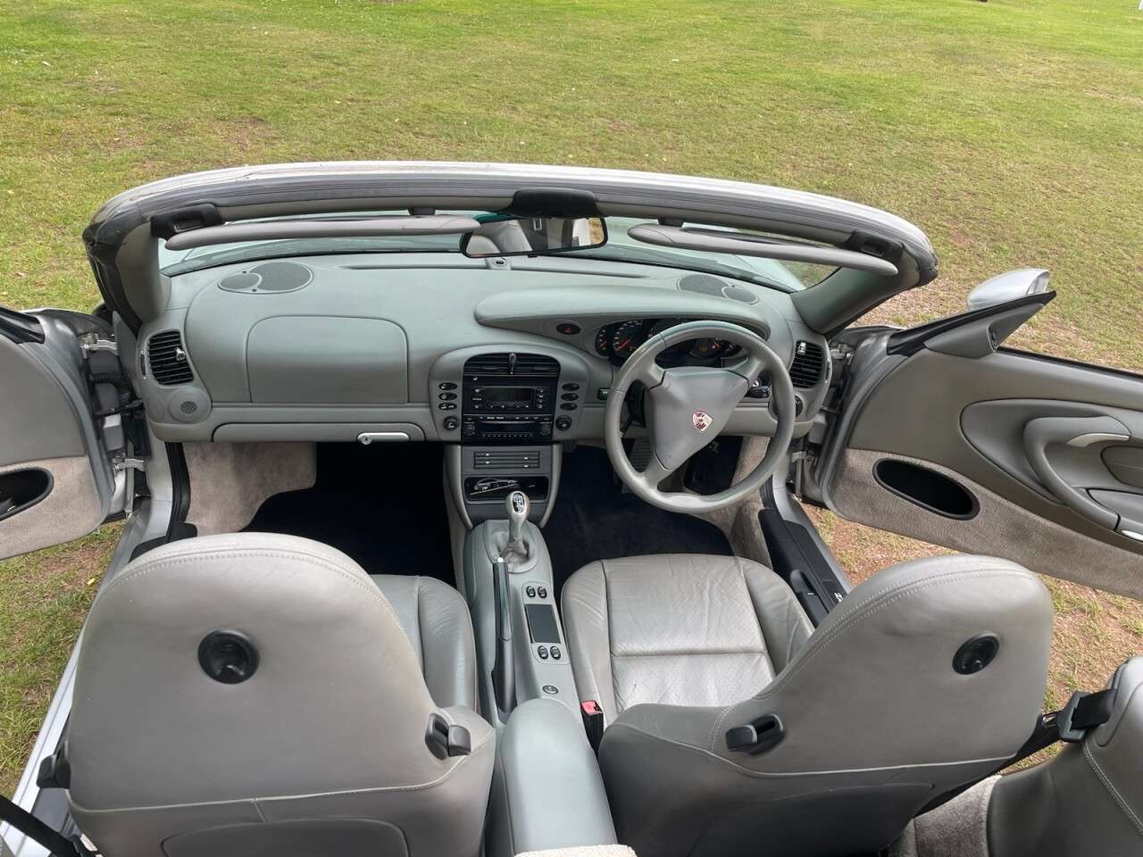 A 2003 PORSCHE 911 3.6 CARRERA 2 2d 316 BHP FACTORY HARD TOP INCLUDED A 2003 PORSCHE 911 3.6 CARRERA 2 2d 316 BHP FACTORY HARD TOP INCLUDED