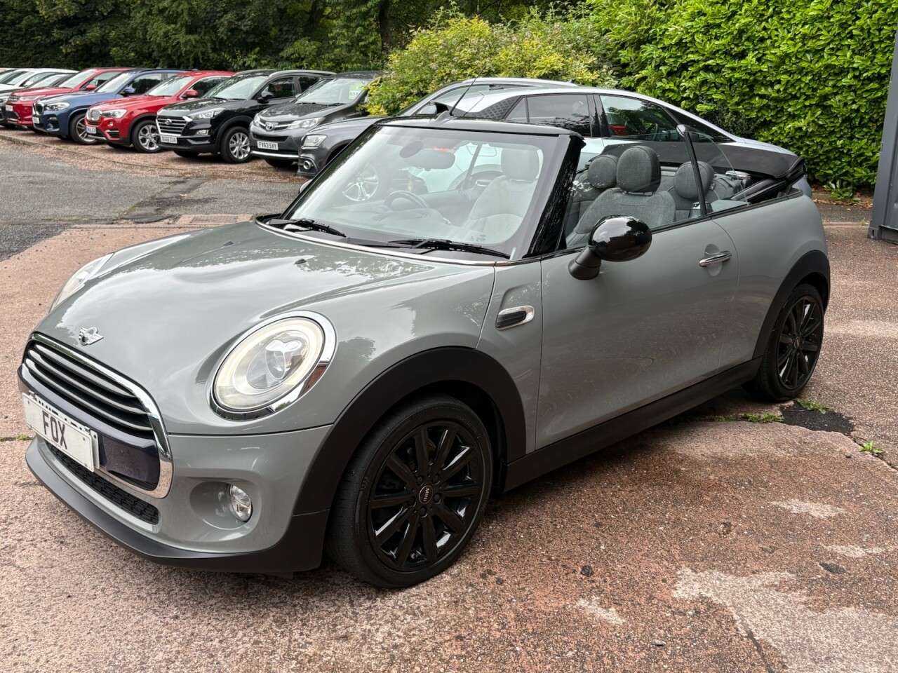2017 MINI CONVERTIBLE 2017 MINI CONVERTIBLE