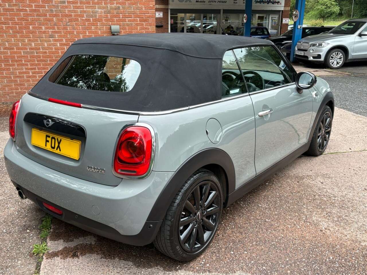 2017 MINI CONVERTIBLE 2017 MINI CONVERTIBLE