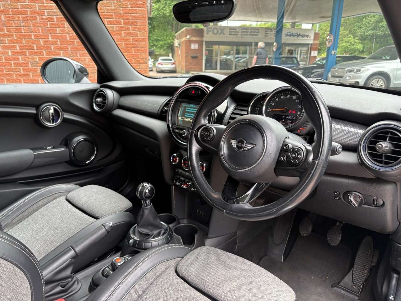 2017 MINI CONVERTIBLE 2017 MINI CONVERTIBLE