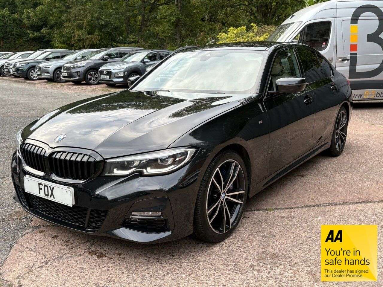 A 2019 BMW 3 SERIES 2.0 320i M Sport Saloon 4dr Petrol Auto Euro 6 (s/s) (184 ps) AUTO-PADDLES- A 2019 BMW 3 SERIES 2.0 320i M Sport Saloon 4dr Petrol Auto Euro 6 (s/s) (184 ps) AUTO-PADDLES-