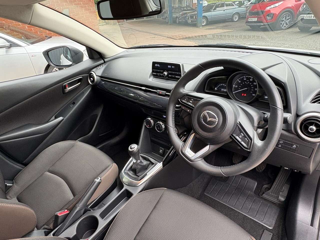 2021 MAZDA MAZDA2 2021 MAZDA MAZDA2