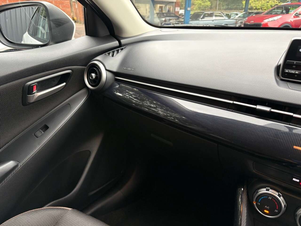 2021 MAZDA MAZDA2 2021 MAZDA MAZDA2